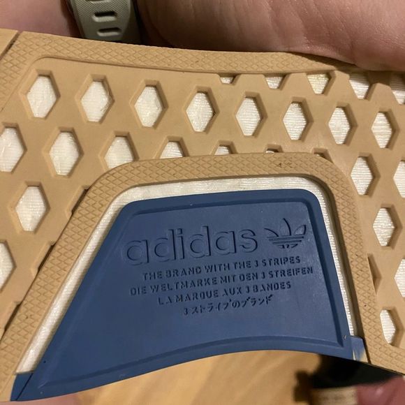 Adidas Youth NMD R1 V2 Sneakers | 4 - Picture 8 of 8